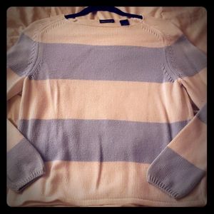 Moda International light weight sweater